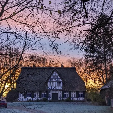 Hof Luecke - *